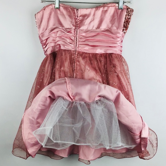 PROM DRESS - Picture 5 of 6